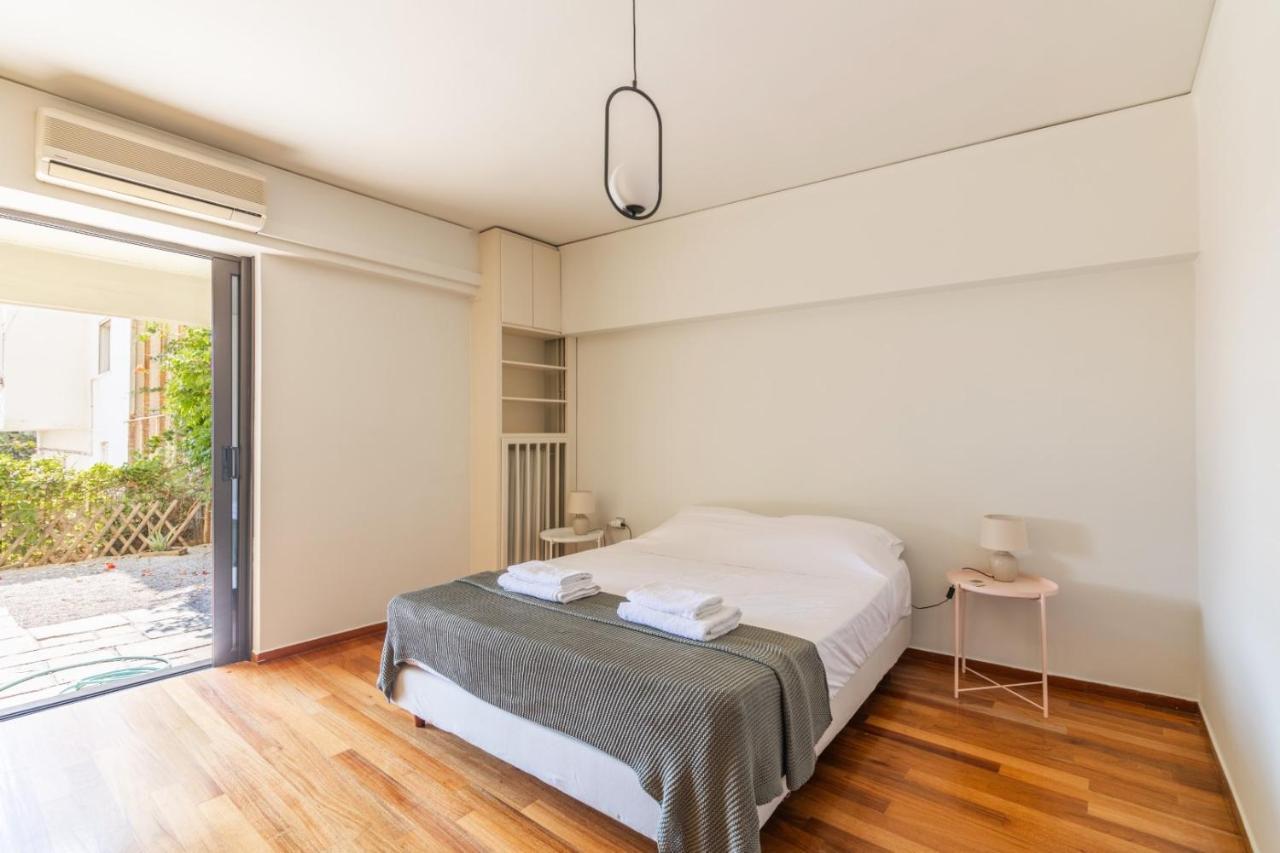 Appartement City Center With Free Parking And Port Side View