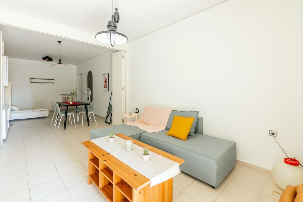 Appartement City Center With Free Parking And Port Side View
